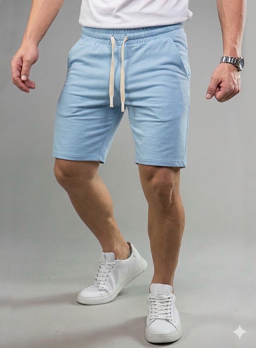 Short homme simple